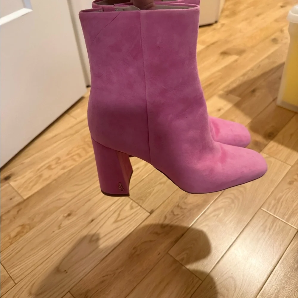 Sam Edelman Pink Suede Ankle Booties - Picture 2 of 4
